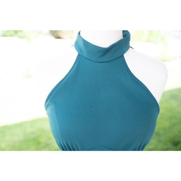 Retro 70s Halter Maxi Dress - Picture 7 of 9